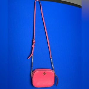 Cute pink Tory Burch cross body bag